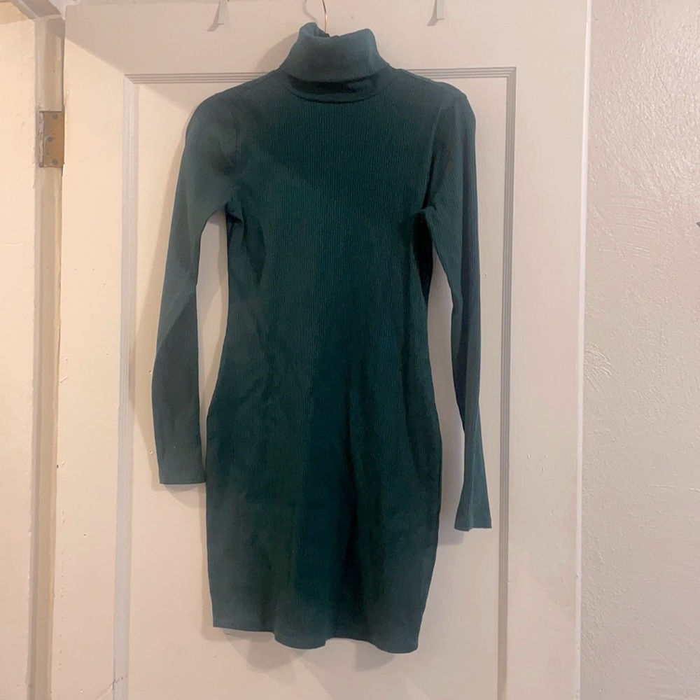 Wild fable bodycon turtleneck dress